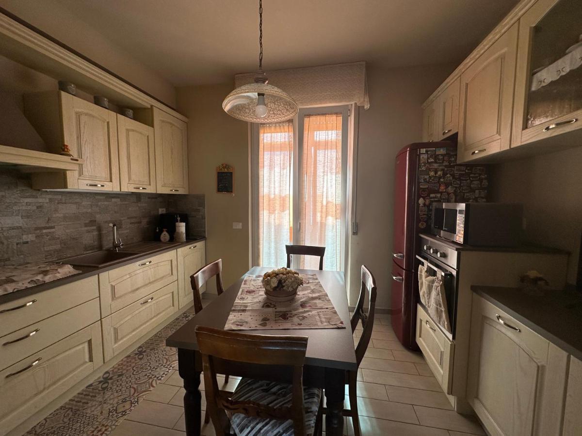 Casa Alessia Apartment ลุคคา ภายนอก รูปภาพ